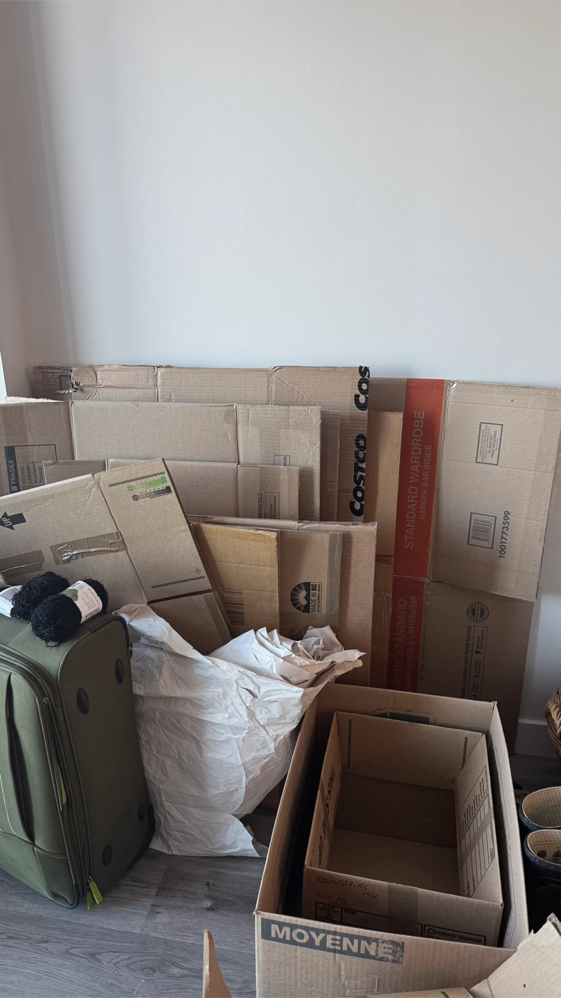Free moving supplies