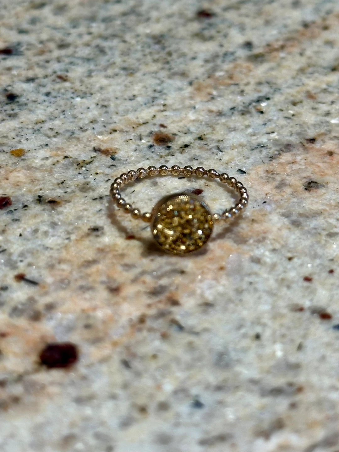 14k solid Gold Ring Size 7 - photo 3