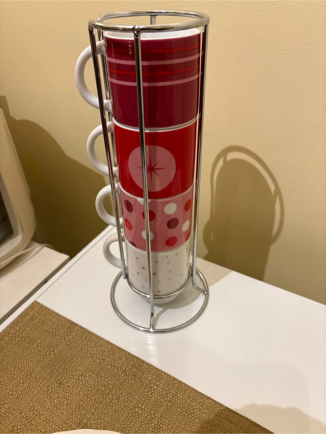 New Mugs with Stand - Red & White - photo 3