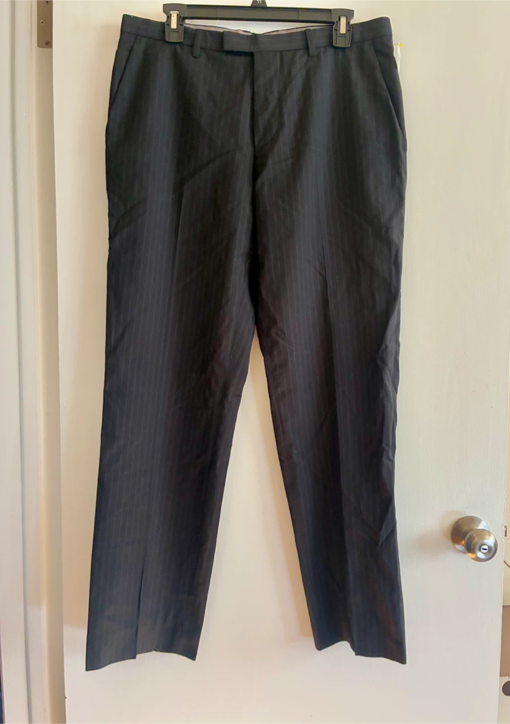 Hugo Boss Men’s 34x30 Pinstripe Dress Pants