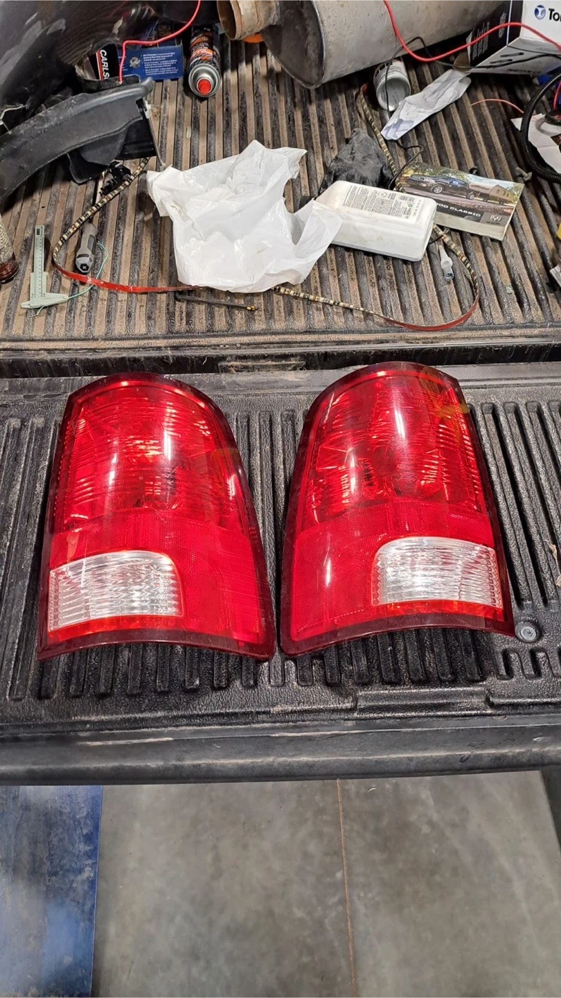 2022 Ram 1500 tail housing - photo 2