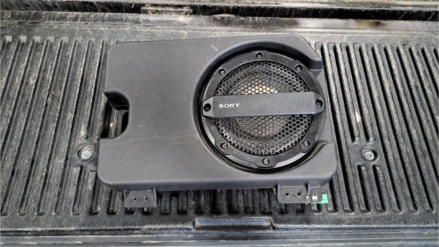 2015 ford focus rear subwoofer