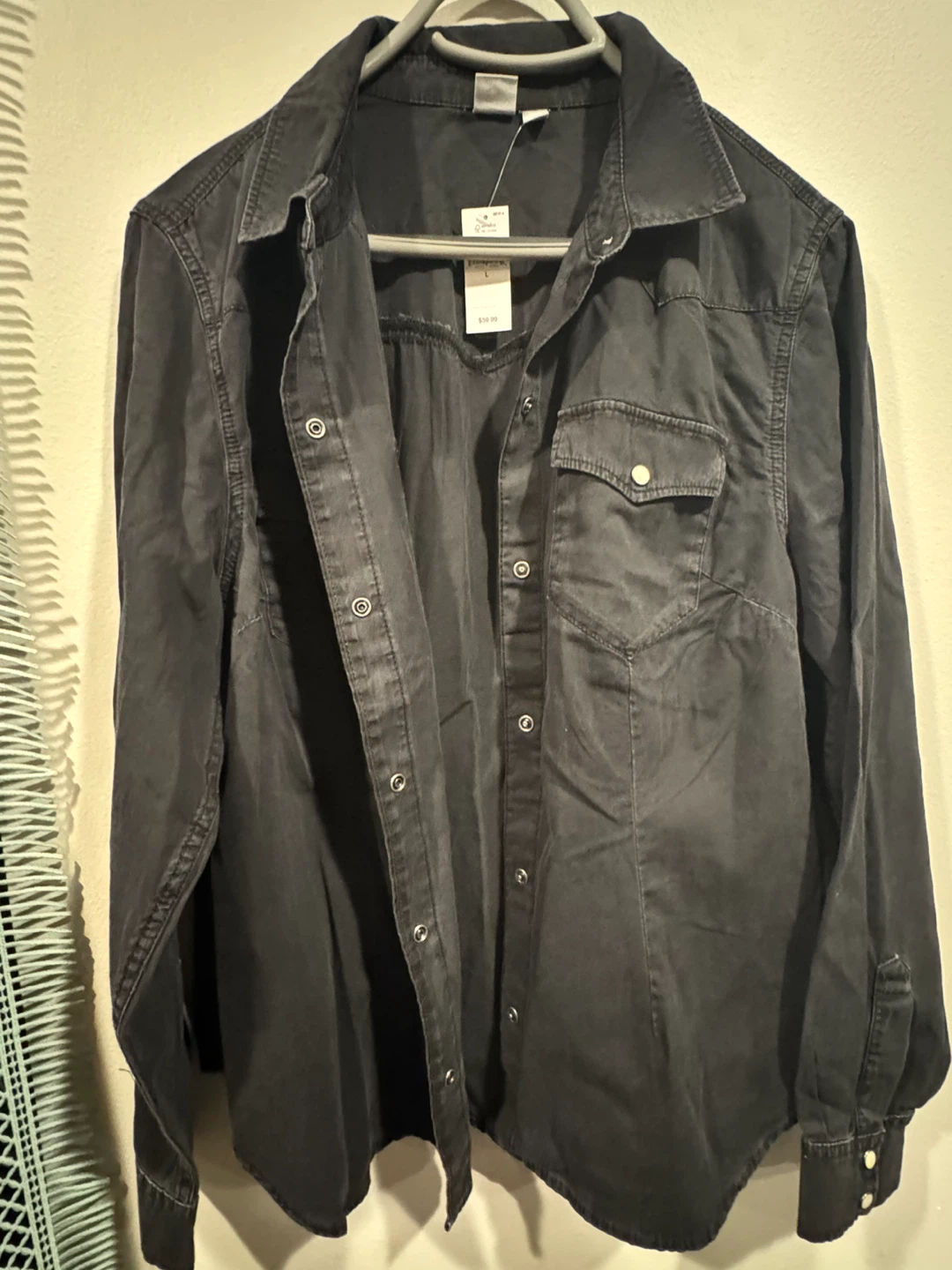 New GAP Women’s Black Denim Shirt - Size L - photo 5