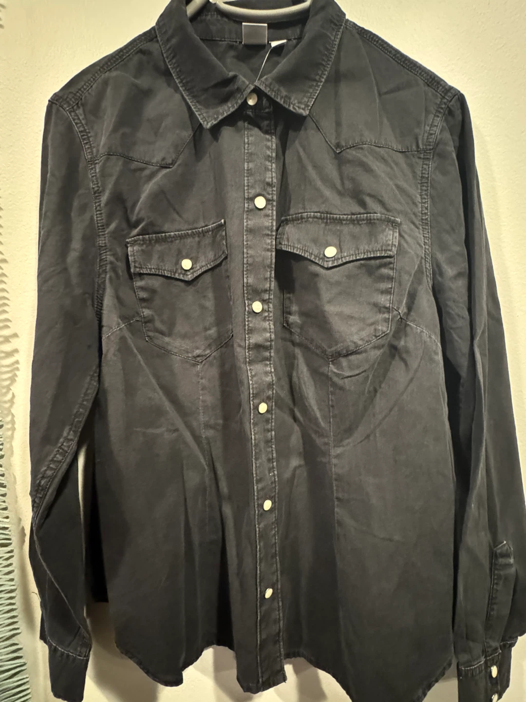 New GAP Women’s Black Denim Shirt - Size L