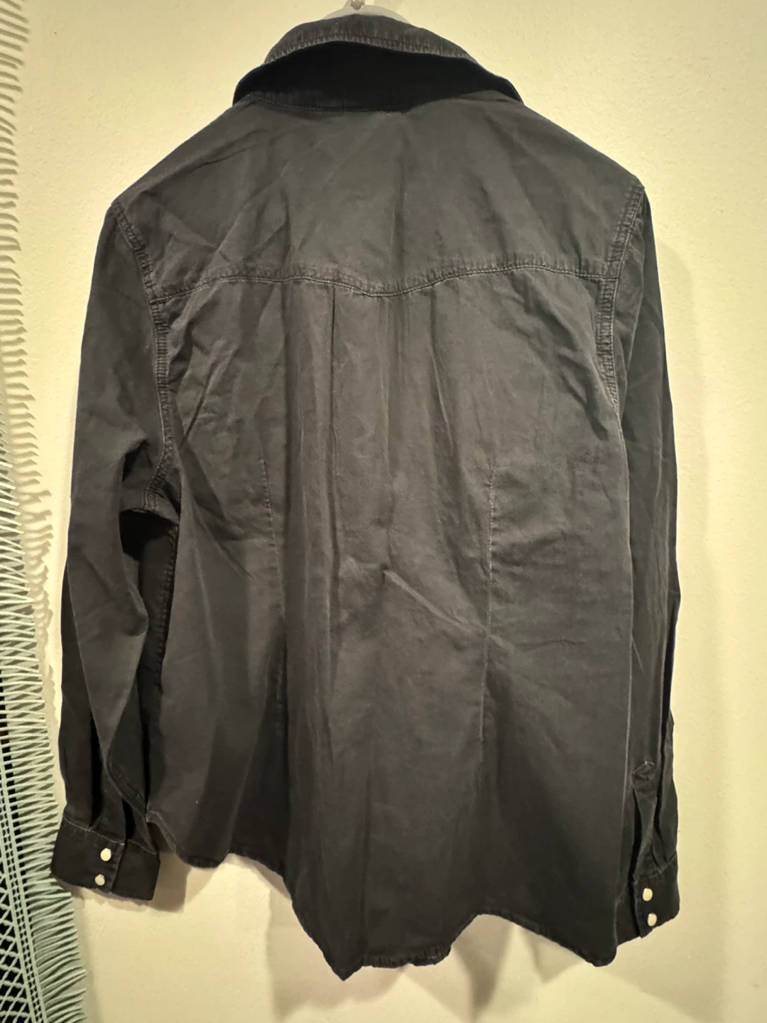 New GAP Women’s Black Denim Shirt - Size L - photo 2