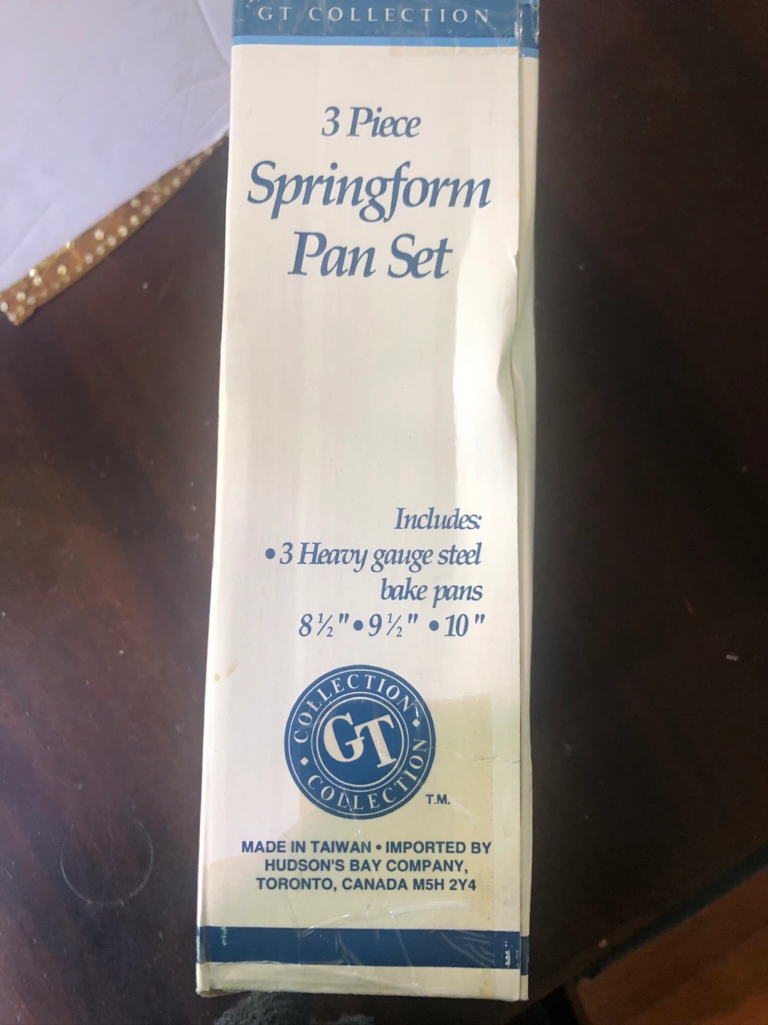 3 Piece. Springform Pan Set. New in Box. - photo 4