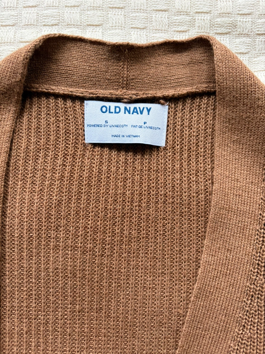 6 pieces for $10 - good condition clothing - photo 2