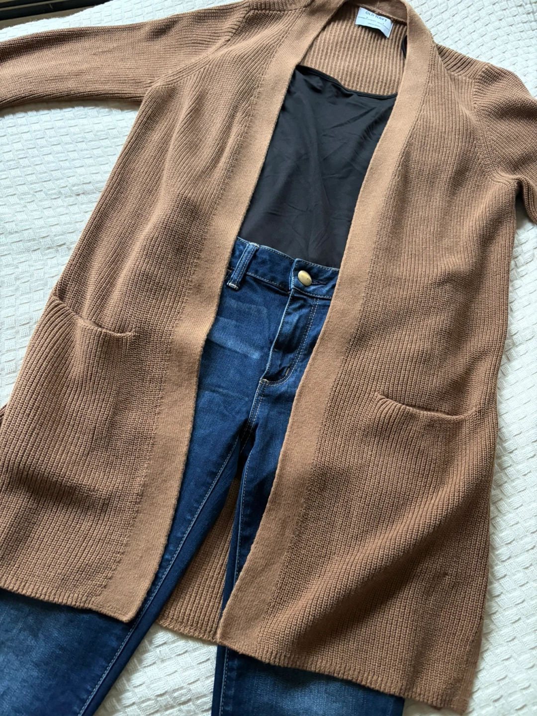 6 pieces for $10 - good condition clothing