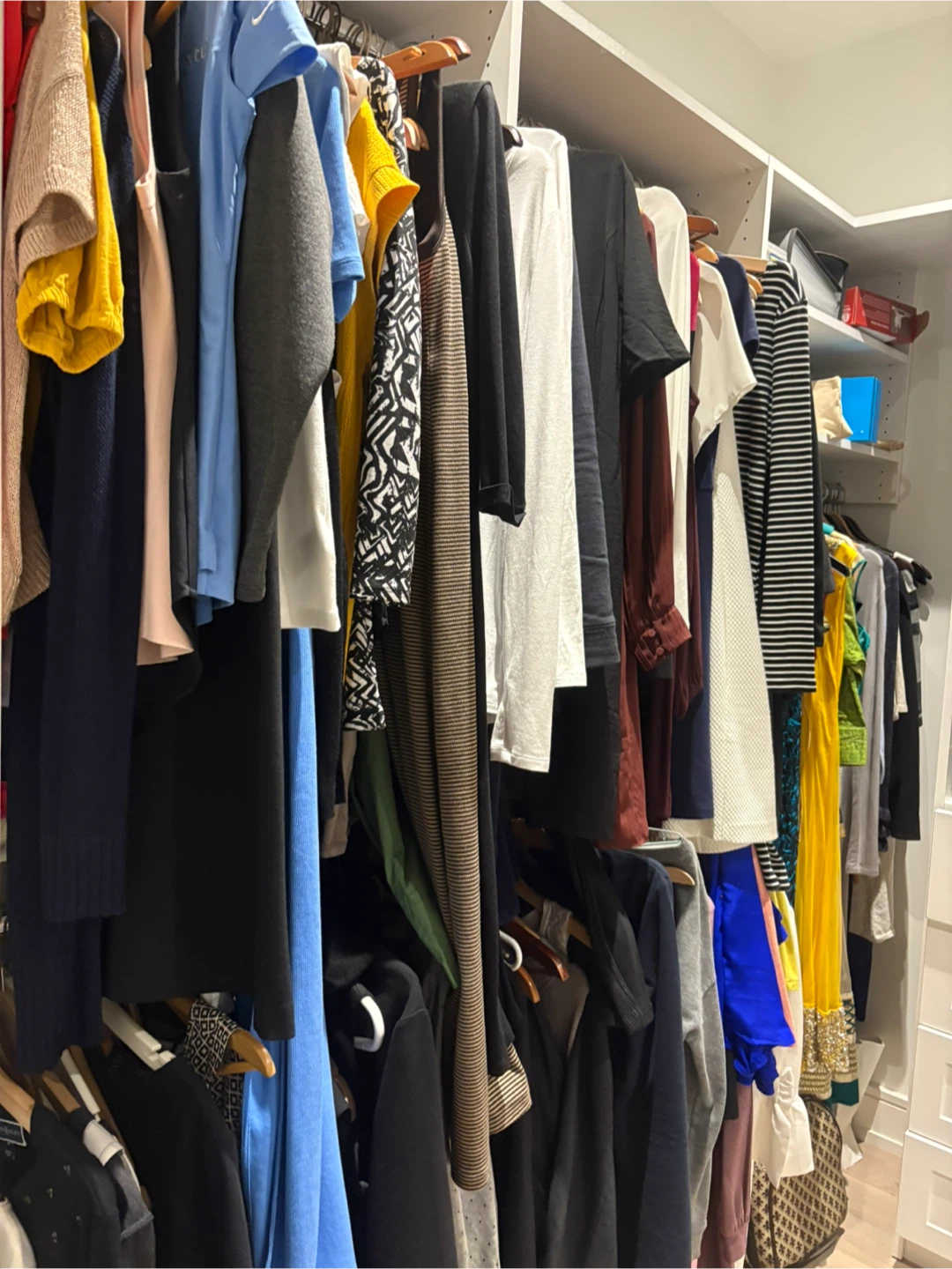 Women’s clothing size small and medium