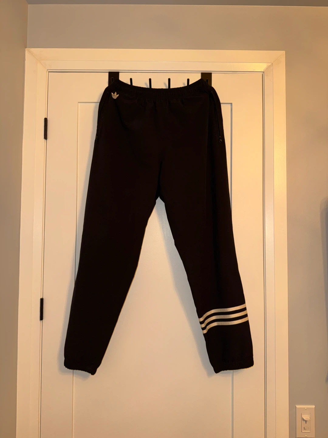 Adidas Black Track Pants & Hoodie - Size L - photo 4