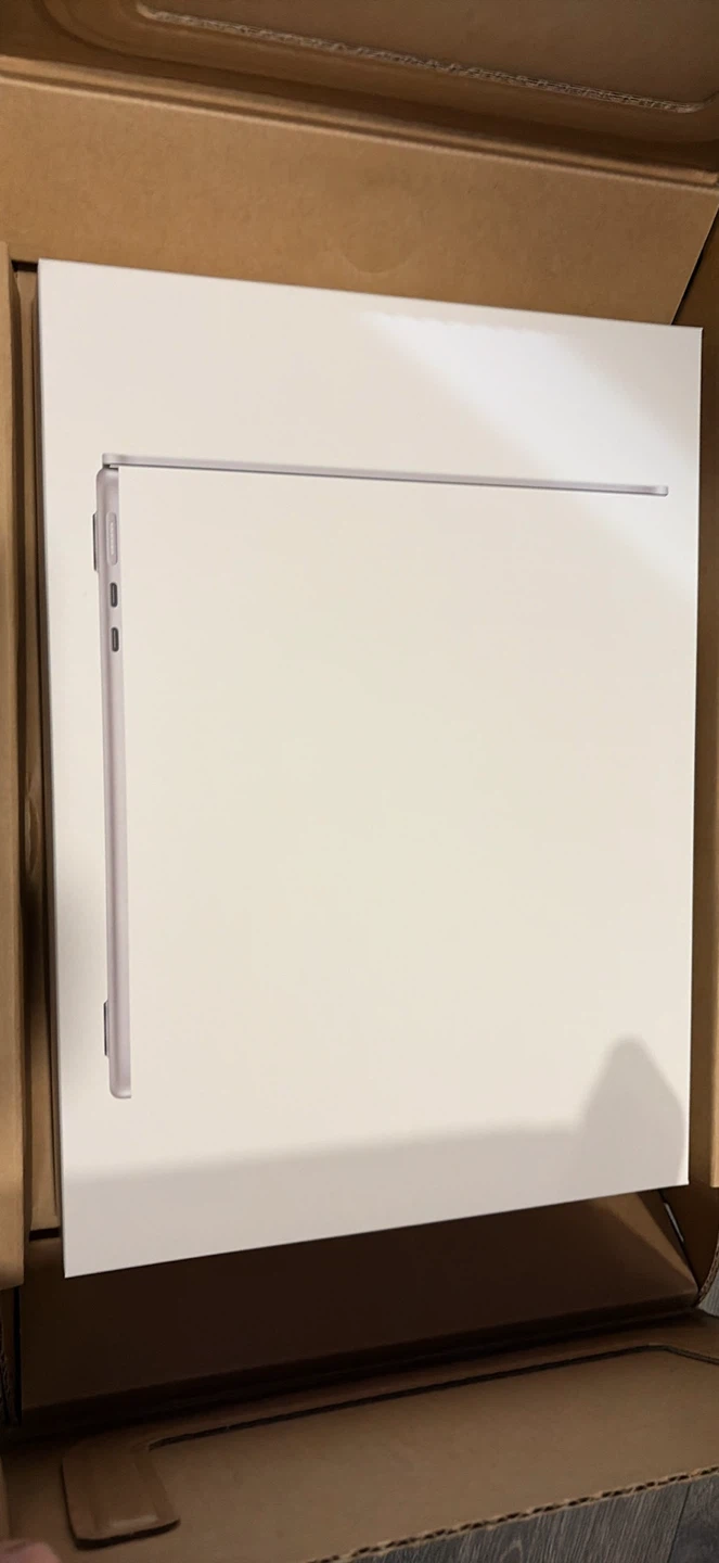 SILVER Sealed New 13-inch MacBook Air M4 chip 16GB 256GB SILVER - photo 5