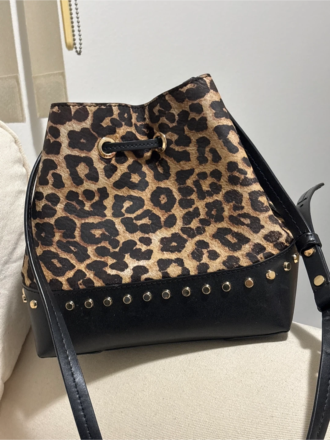 Michael Kors Leopard Print Bucket Bag #gifting - photo 2
