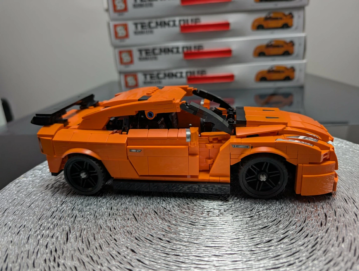 New Sport GTR35 Technic Orange Sports Car 908pcs. - photo 5