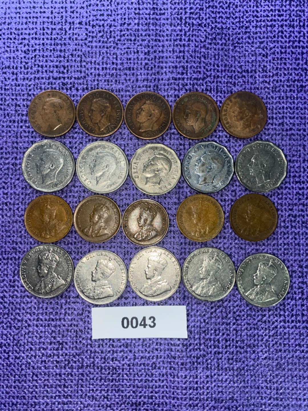 20 pieces Vintage Canadian Coins - photo 2