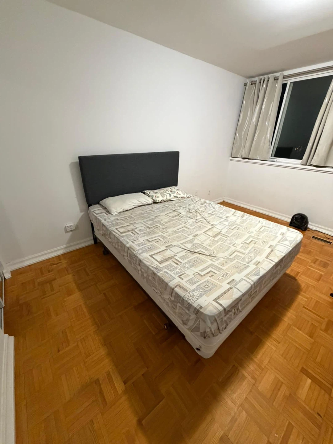 Queen Size Bed Frame and Mattress - photo 3