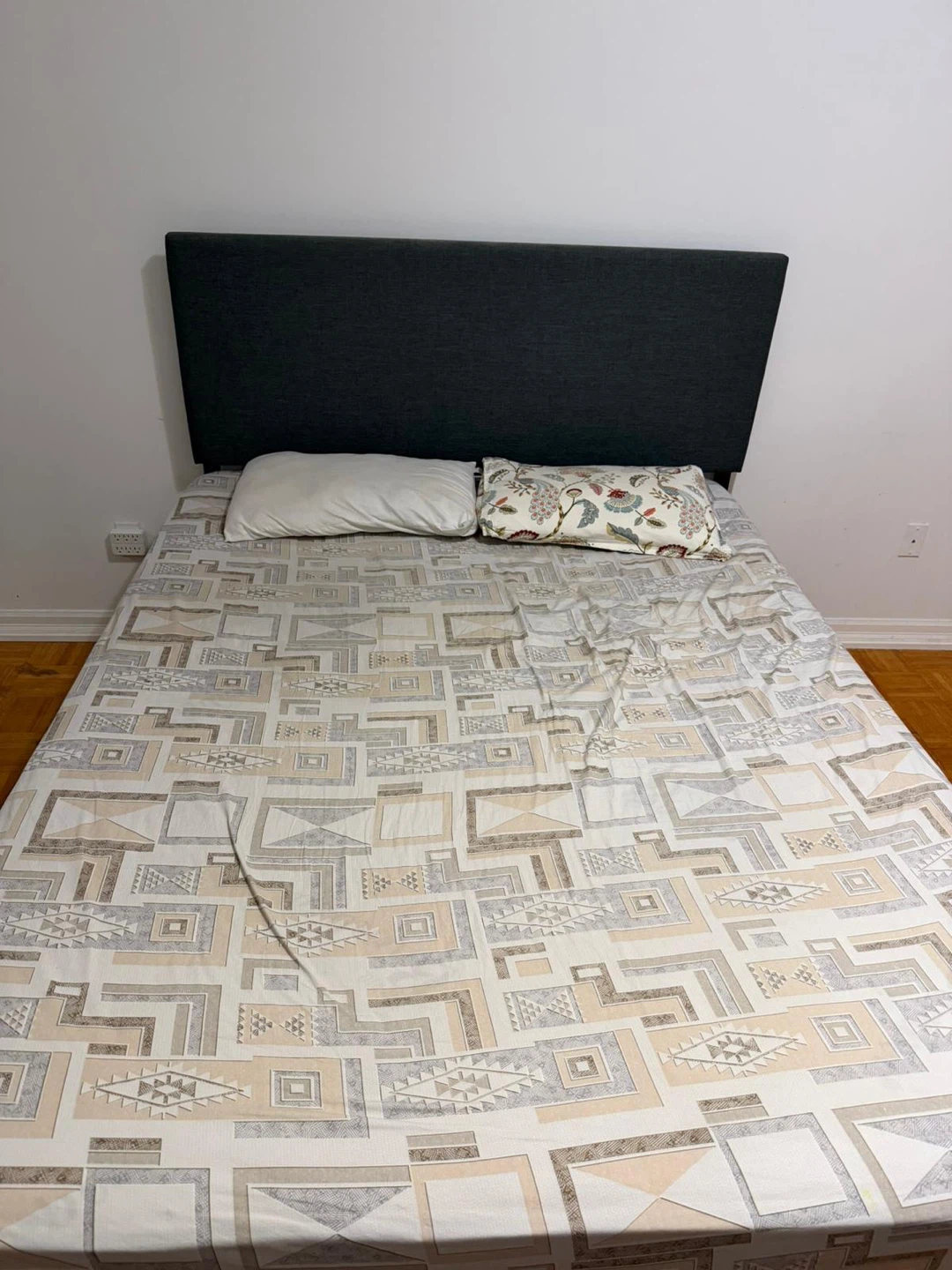 Queen Size Bed Frame and Mattress - photo 2
