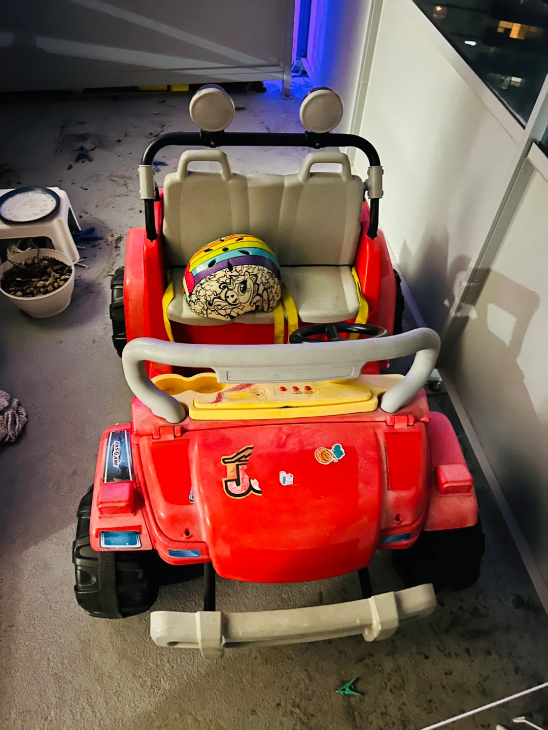 Kids Ride-on Car