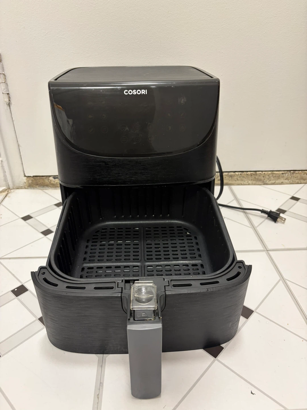 Rarely Used! Cosori Air Fryer - photo 2