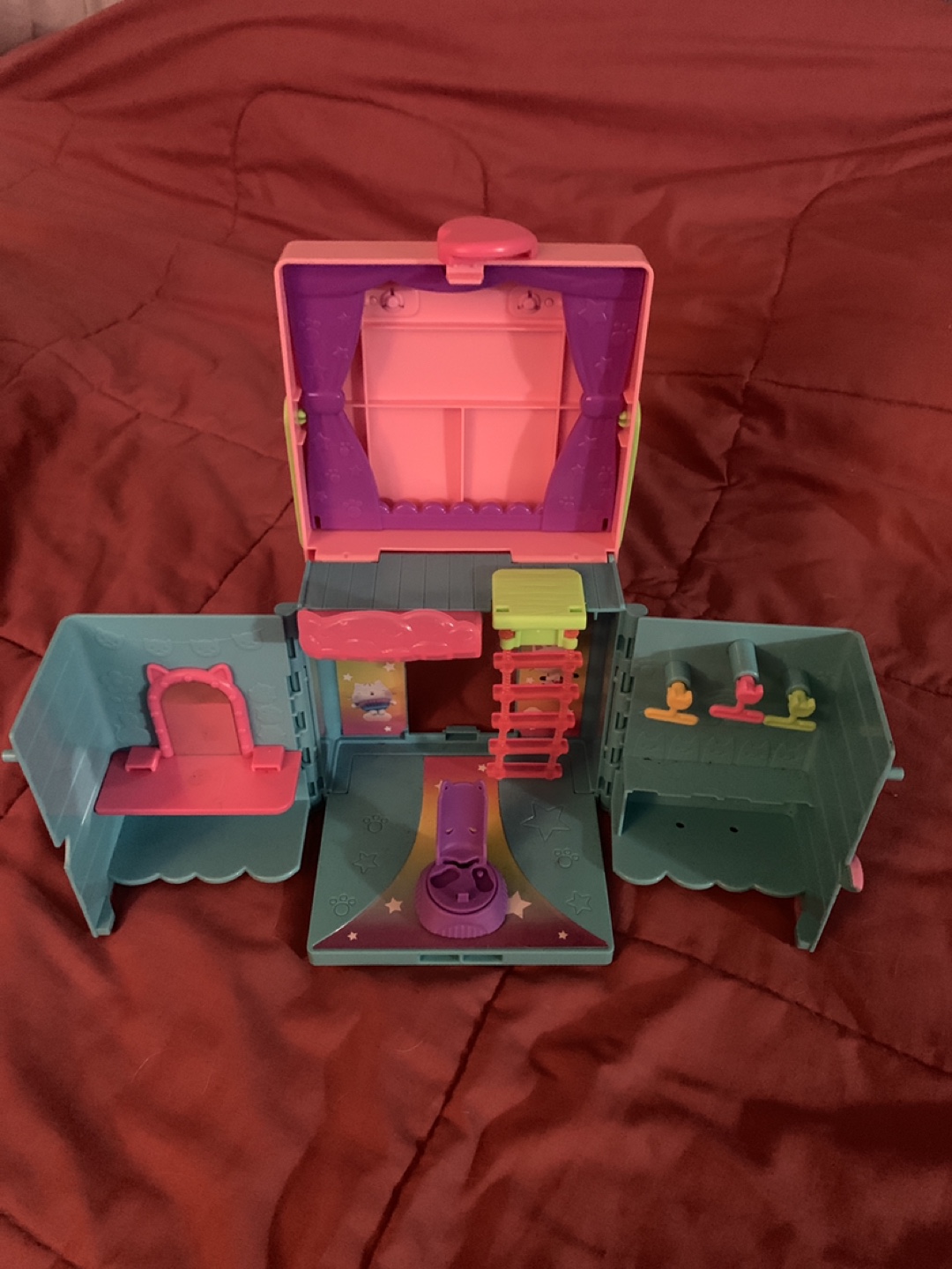 Small dollhouse - photo 2