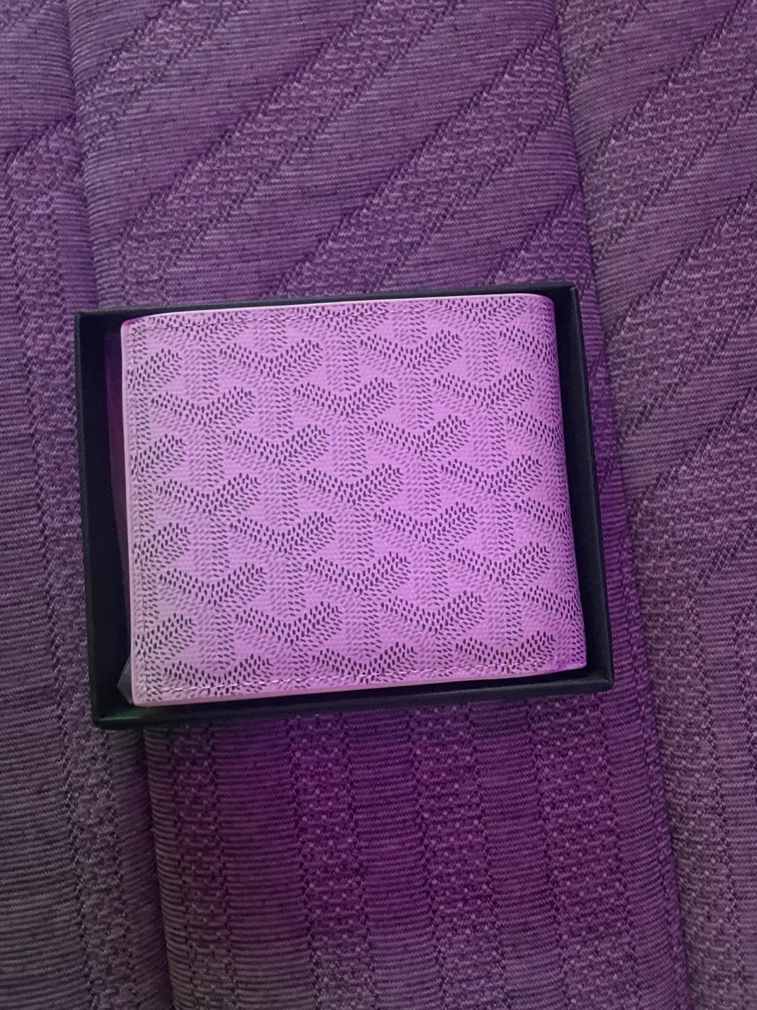 Goyard white wallet with box