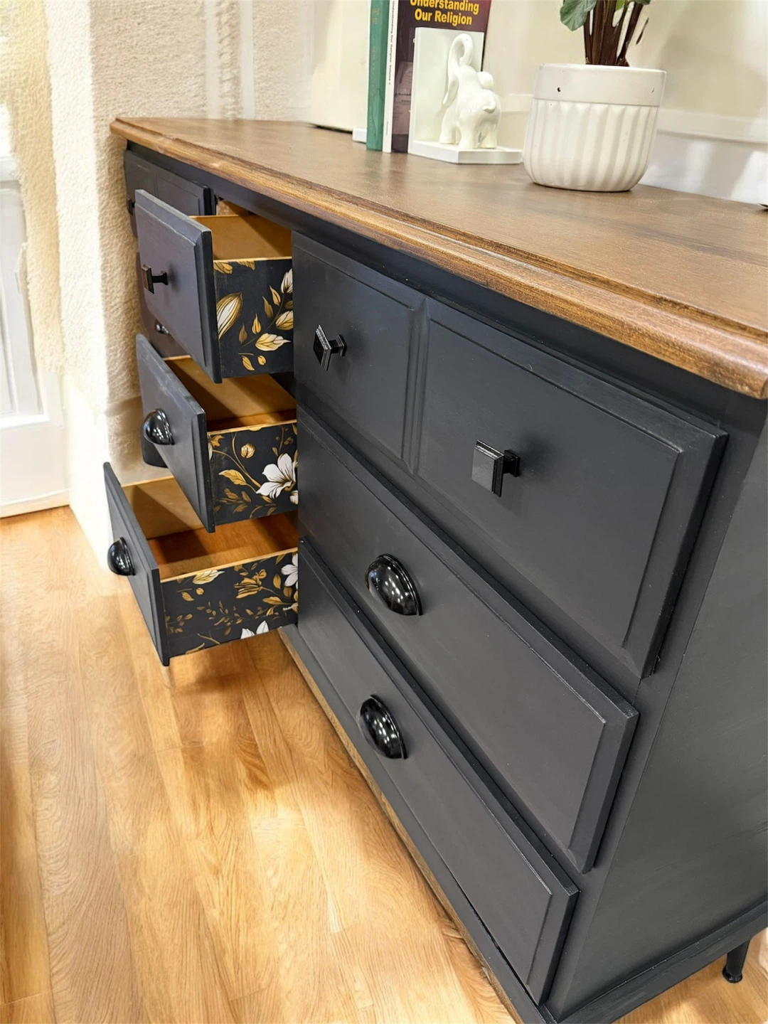 Refinished Mid-century Modern Dresser - photo 4