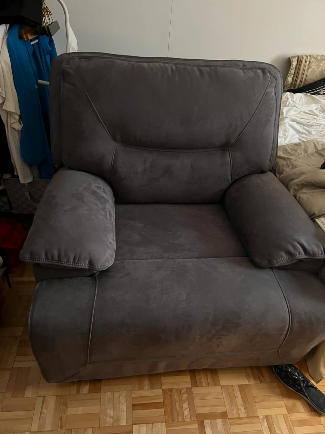 Grey Recliner Chair - photo 3