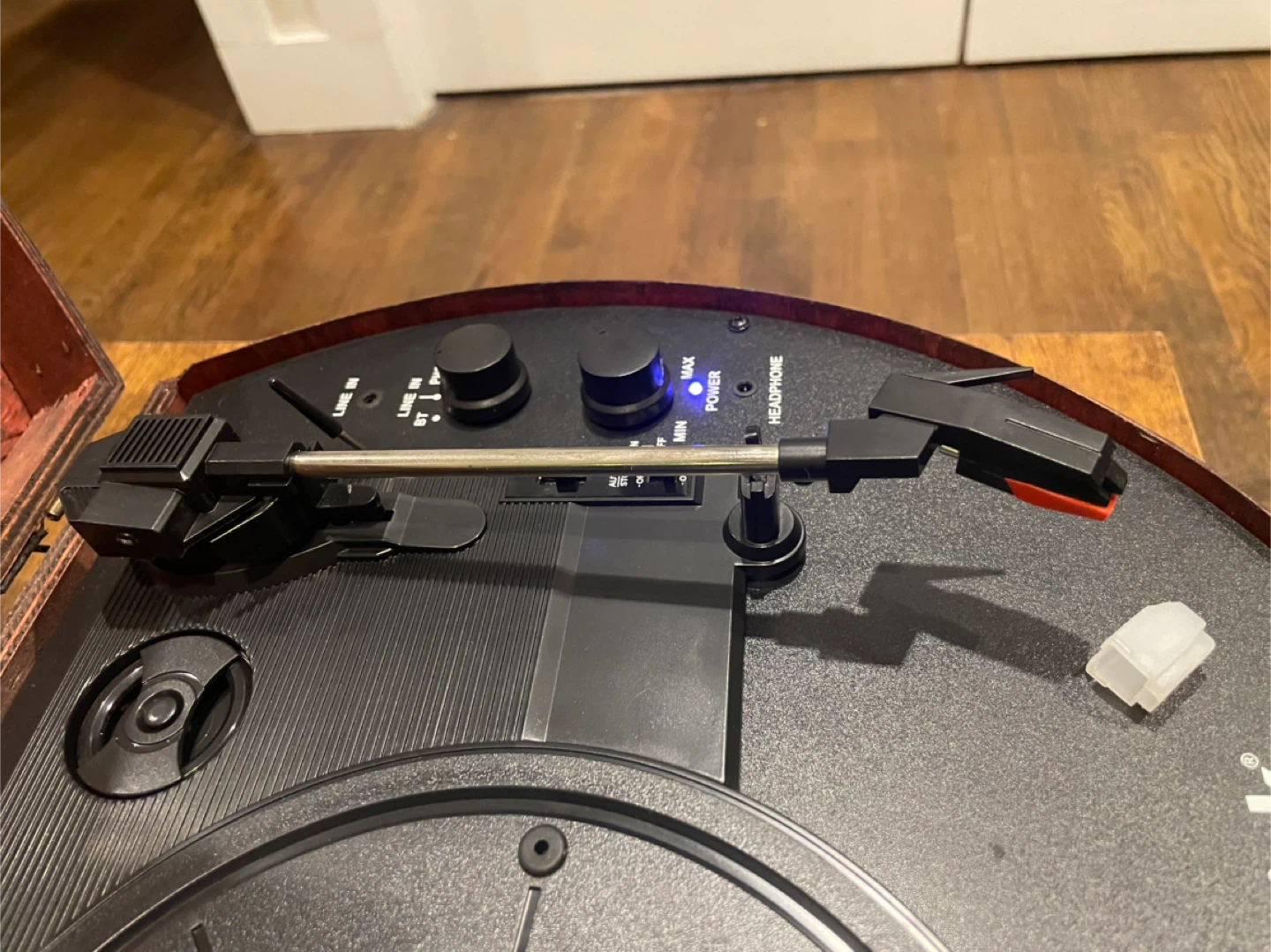 ClearClick Vintage Suitcase Turntable - photo 4