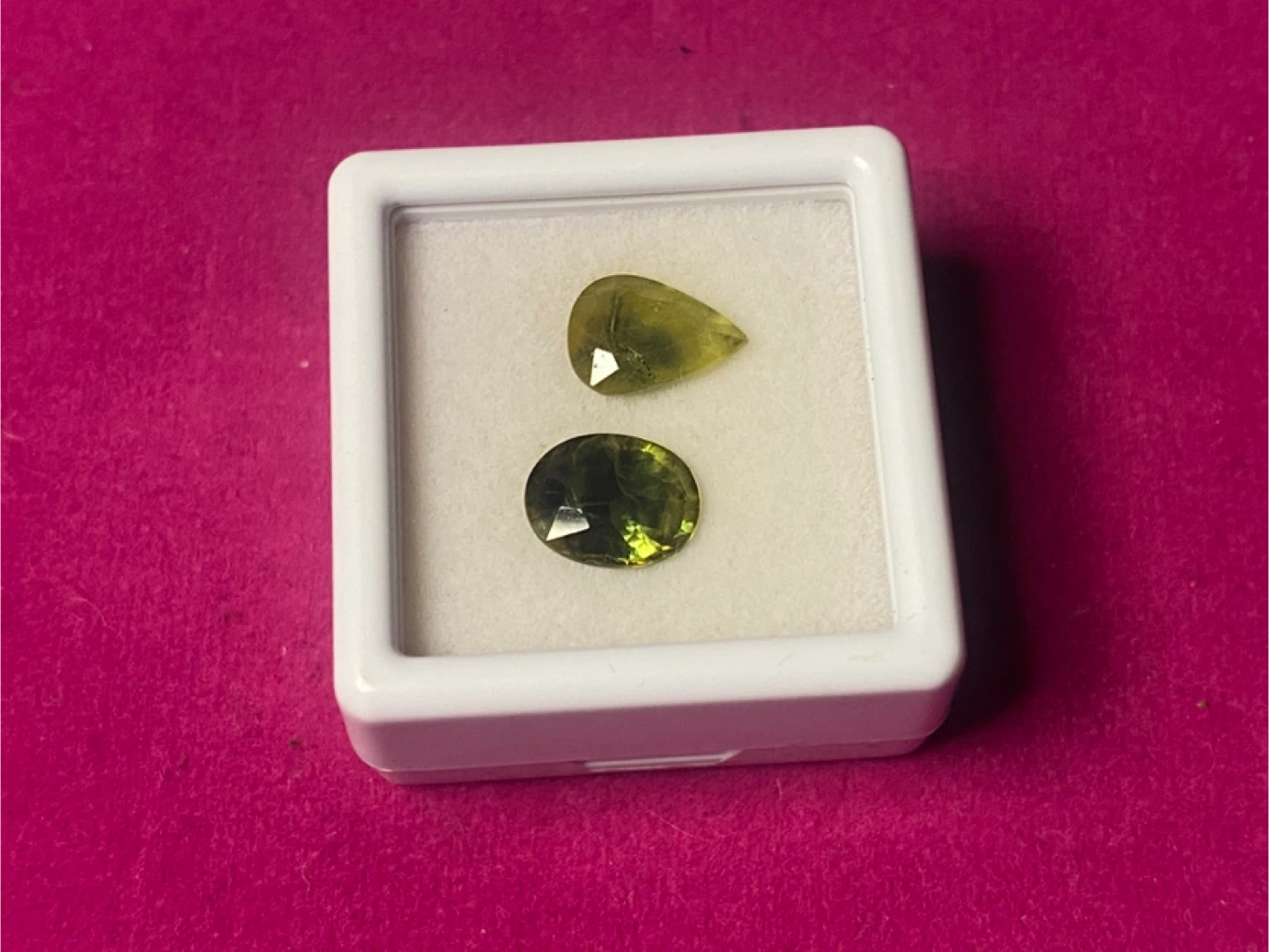 2pc opaque green/yellow sapphire stones