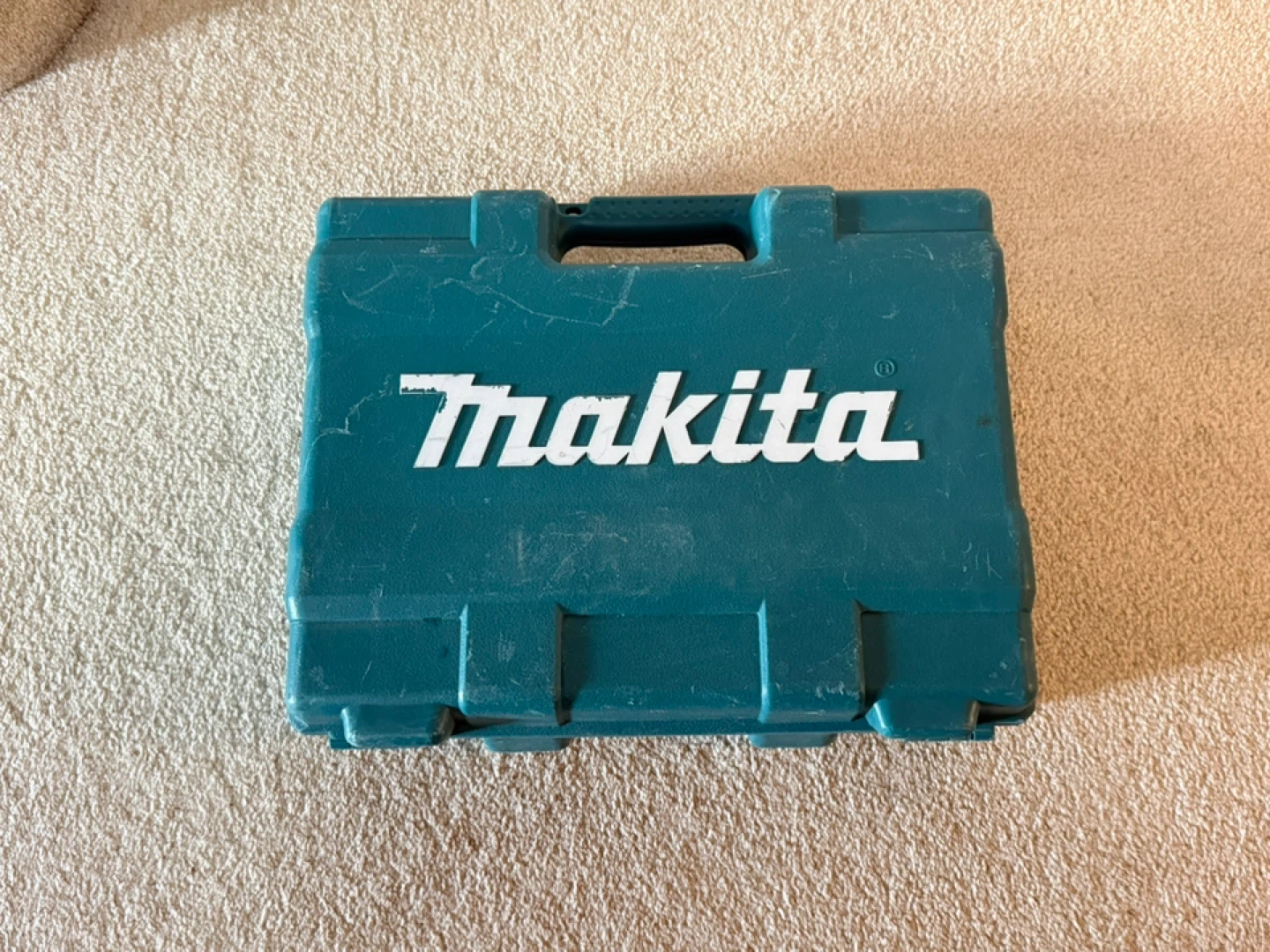 Makita Cordless Heat Gun DHG181 with Case