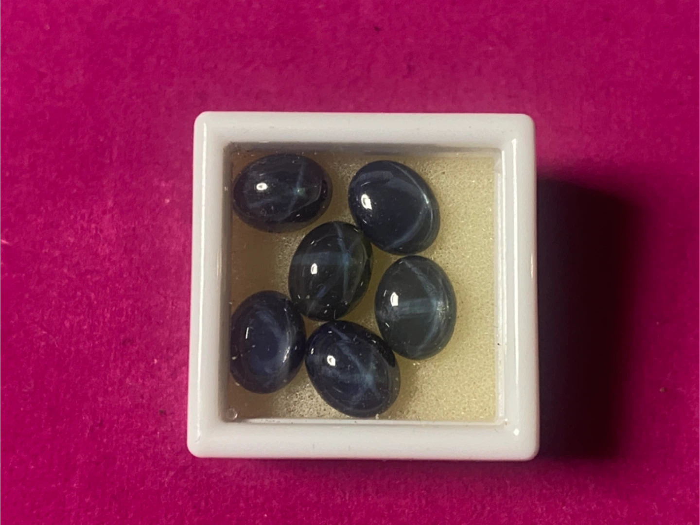 6pc star sapphires (very rare) gemstones