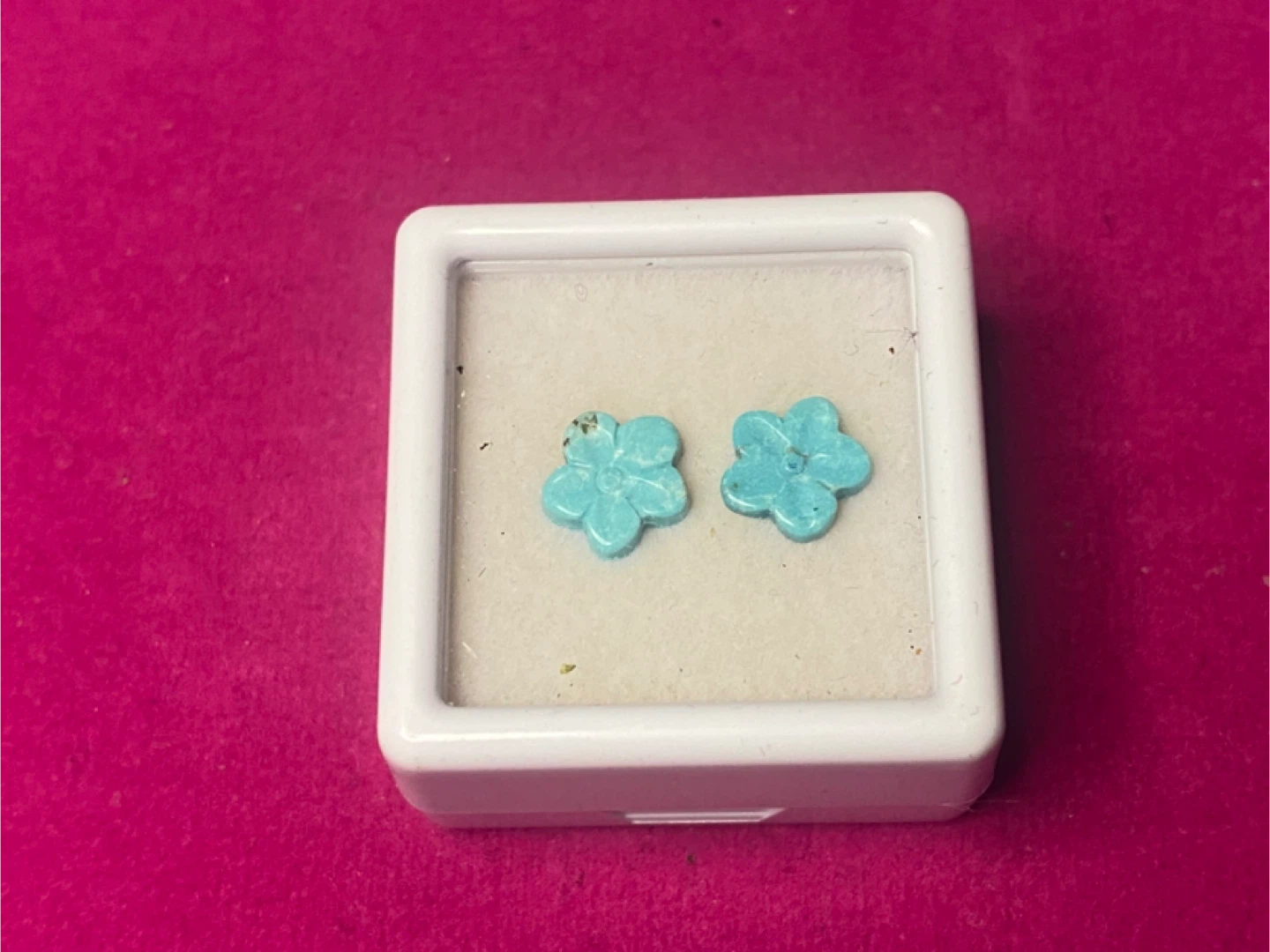 Turquoise flower cabochons - photo 2
