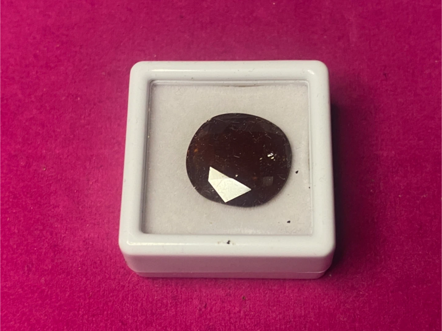 Giant red garnet - photo 2
