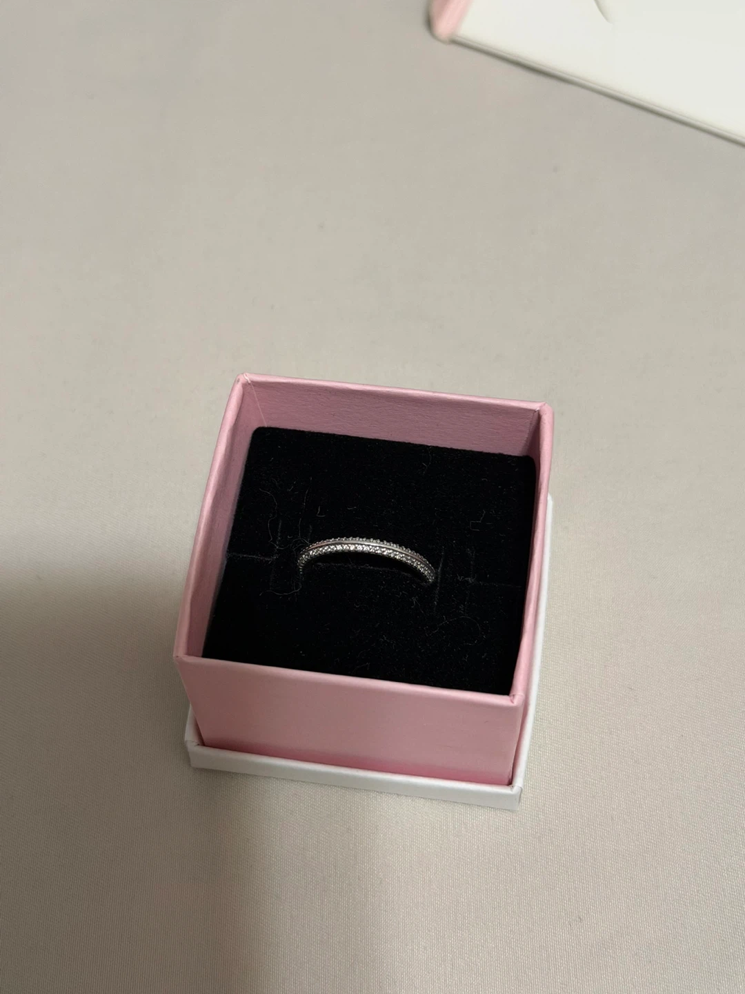 Pandora Ring with Box