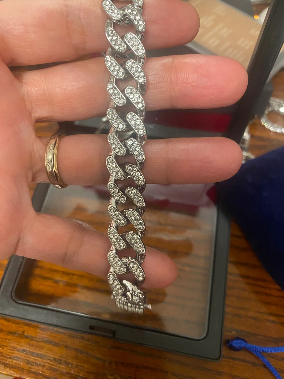 Bracelet with cubic zirconia and silver sat. - photo 4