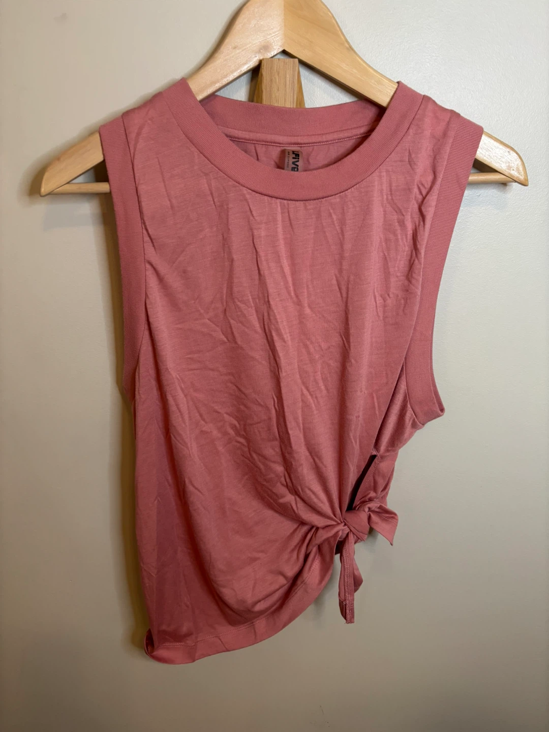 I.FIV5 Women's Tank Top - Size M