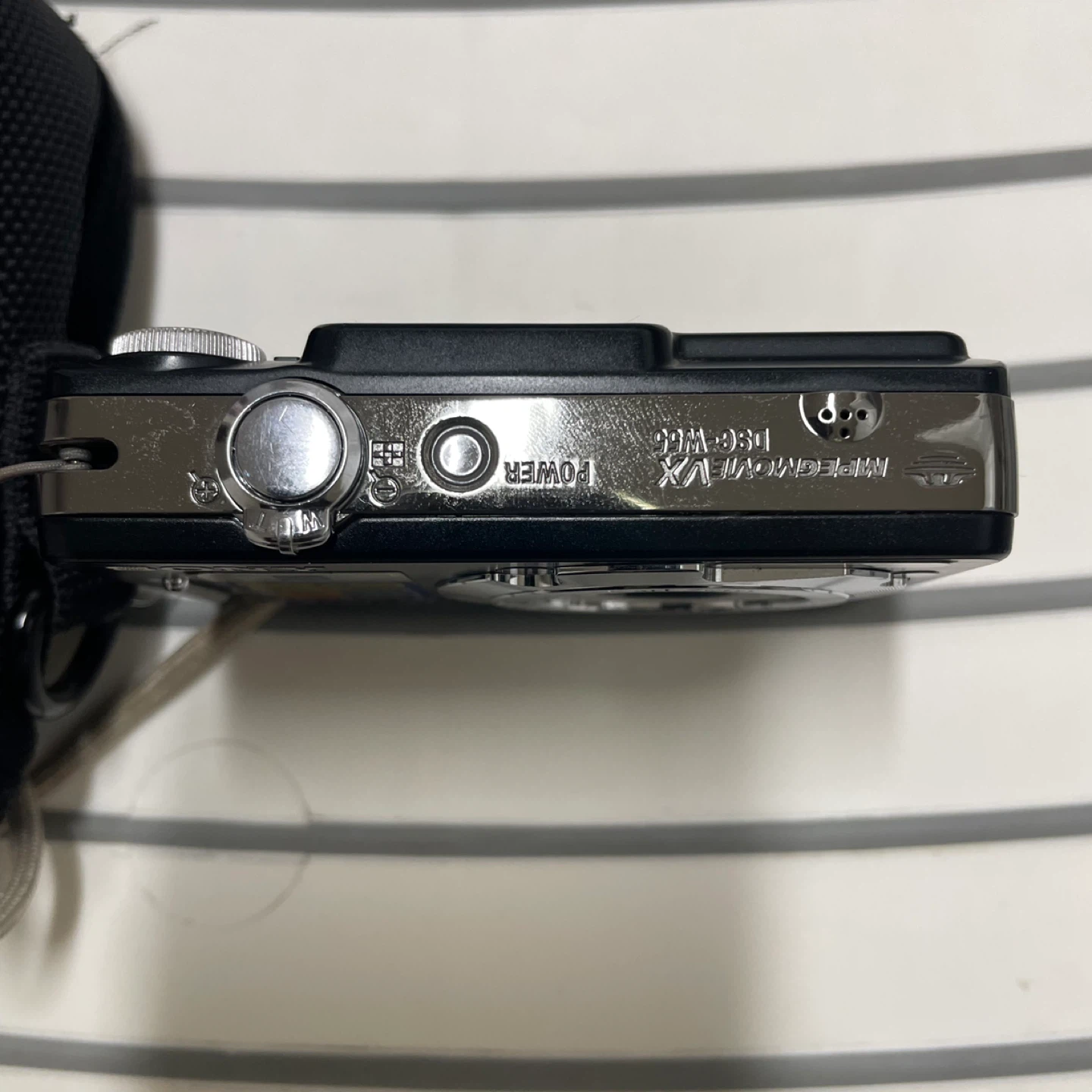 Sony Cyber-shot DSC-W55 7.2 MP Digital Camera - photo 3