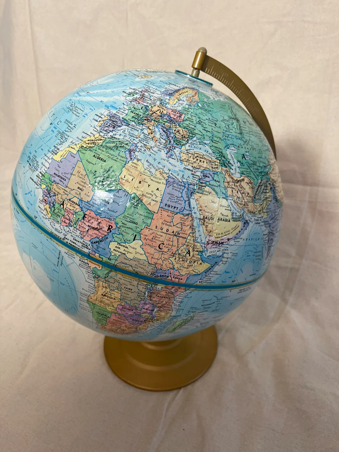 Globemaster 12 Inch Diameter Globe
