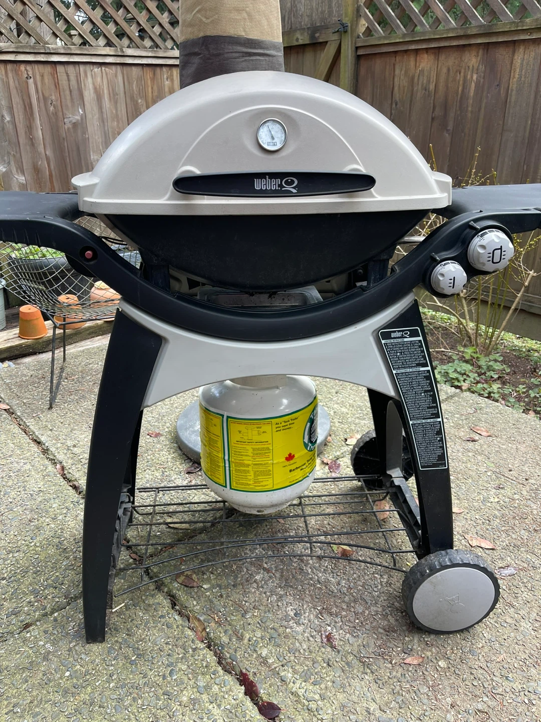 Weber Q 3200 Series Portable Gas Grill - photo 4