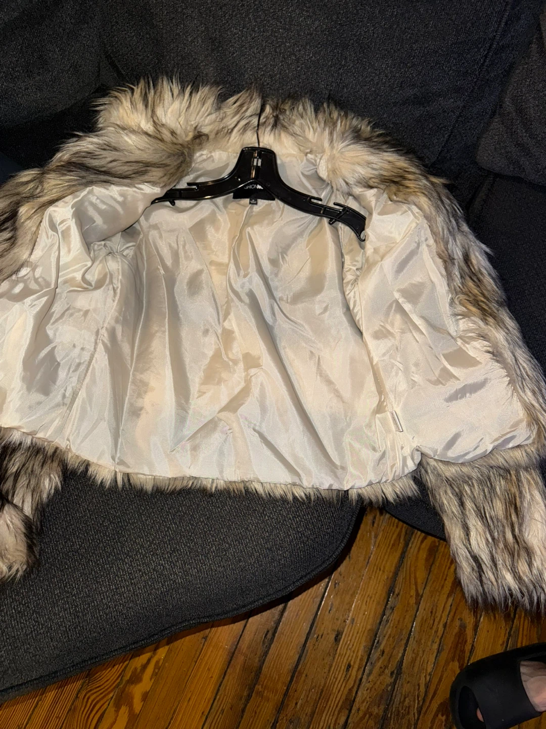 Fashion Nova Faux Fur Coat - Size M - photo 4