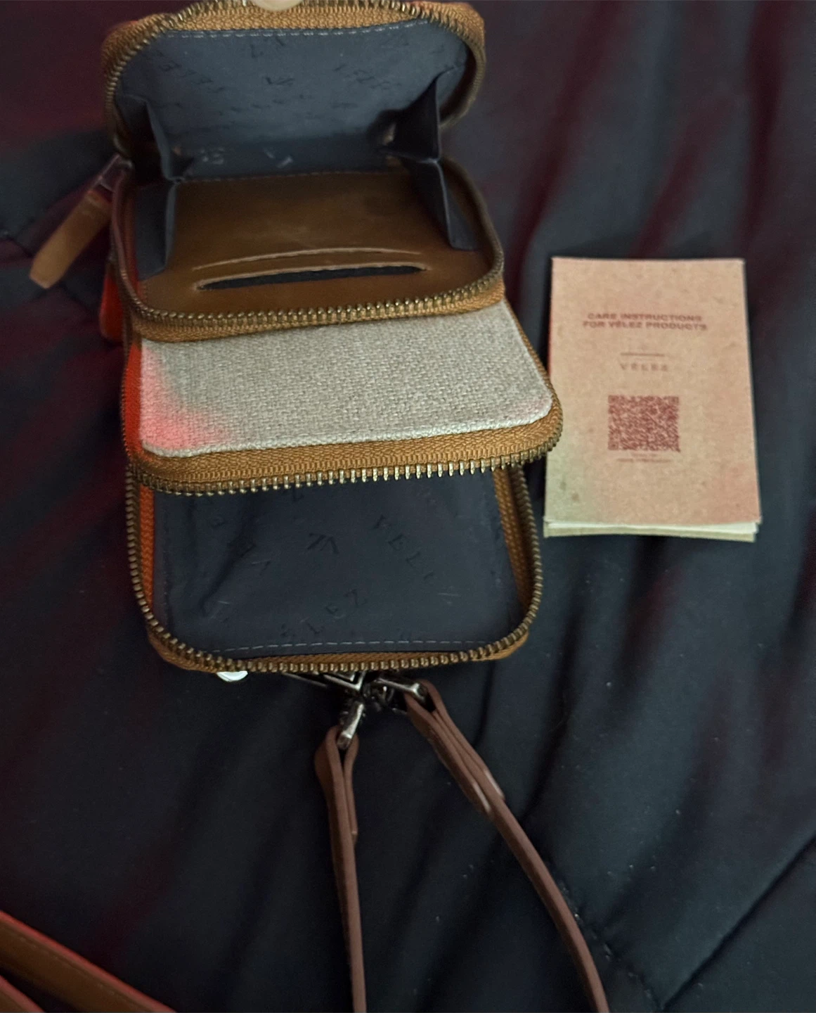 Velez Leather Crossbody Phone Bag - photo 3