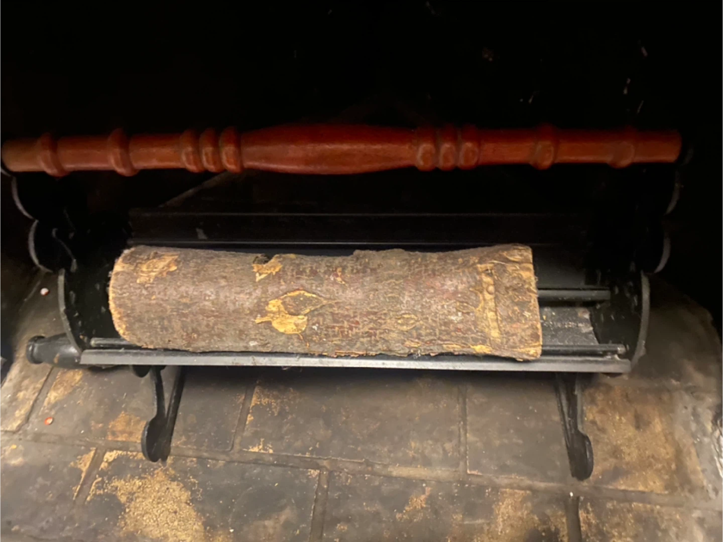 🎁 FREE>NEED GONE BY TM>Fireplace Log Roller