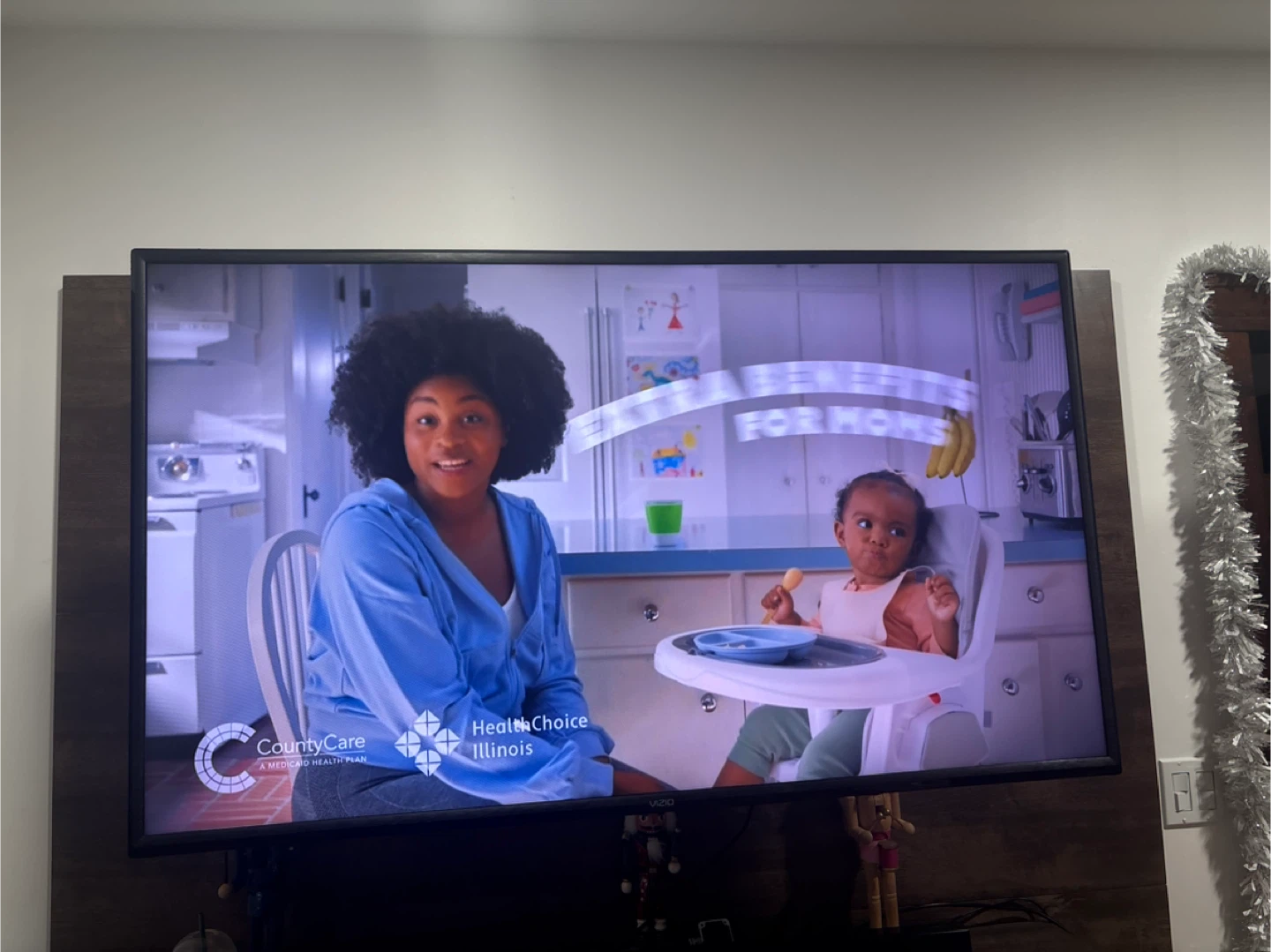 Vizio V555-H11 55" Class Smart TV - photo 2