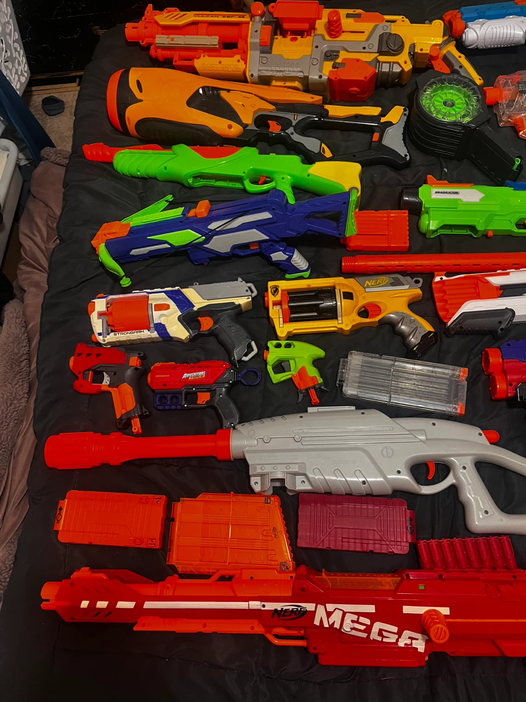 Nerf Toy Storage Rack & Blaster Guns Bundle - photo 2