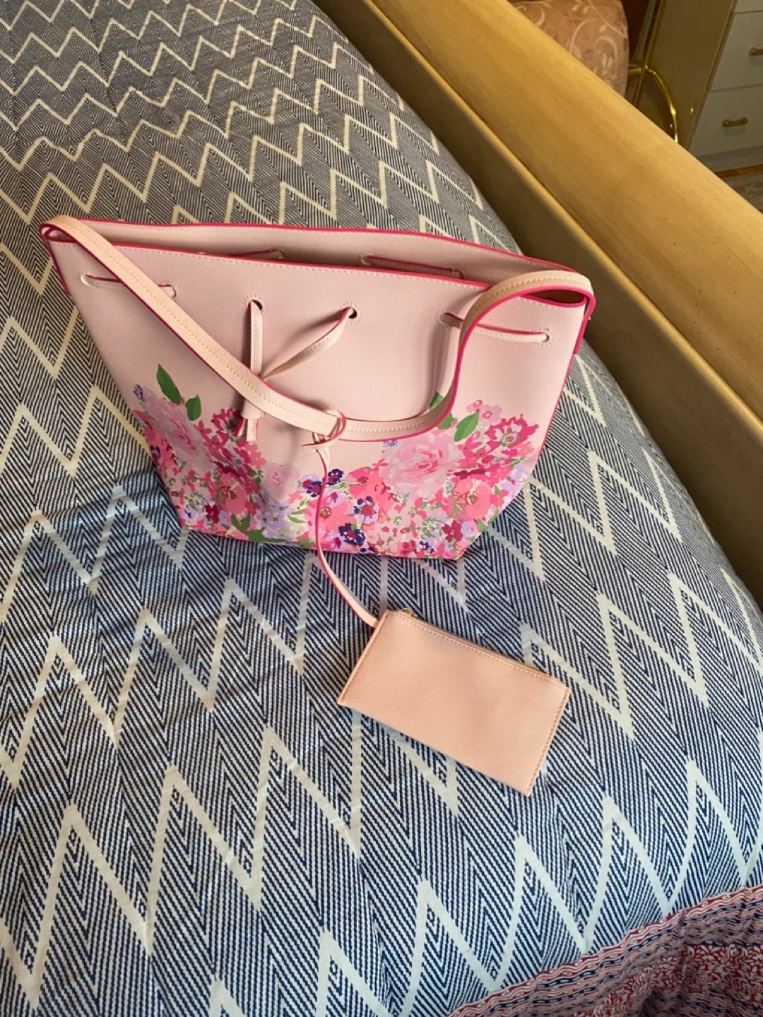Pink Floral Bucket Bag - photo 3