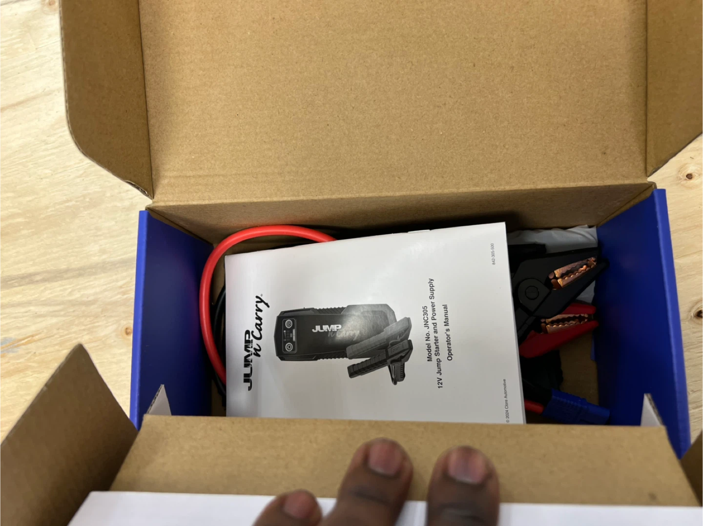 New Jump 'n' Carry JNC305 12V Lithium Jump Starter