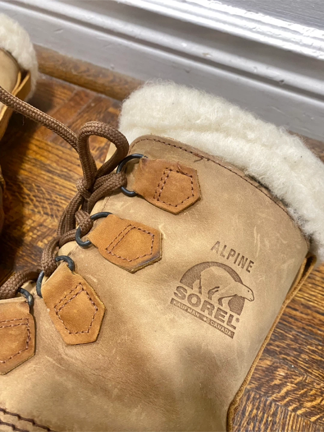 Women’s Sorel Winter Boots - Size 7 - photo 2