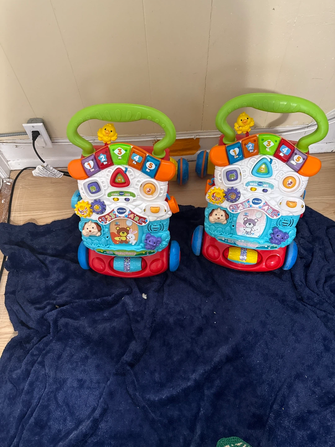 VTech Sit-to-Stand Learning Walker