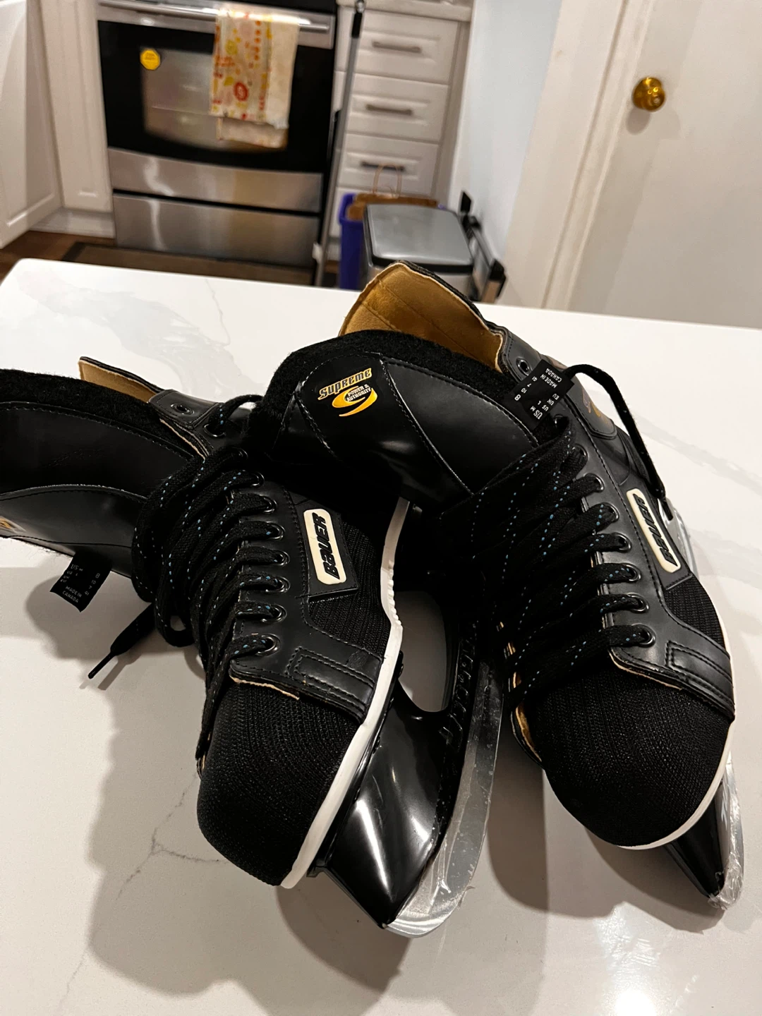 Bauer Supreme Ice Skates - US Size 8