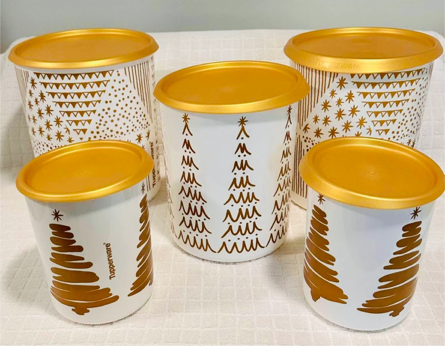 Retired - Treeful Tidings TUPPERWARE Stacking Canister Sets… - photo 2