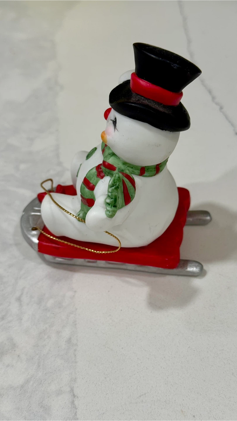 Snowman on Sleigh Figurine - photo 4
